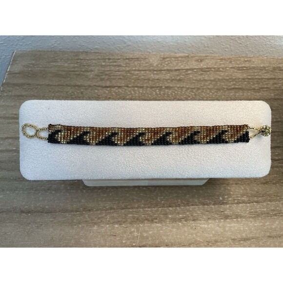 Southwestern Wave Delicate Beaded Bracelet Black Gold Brown - Picture 5 of 7